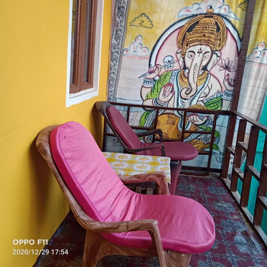 Leela Guest House カナコナ エクステリア 写真